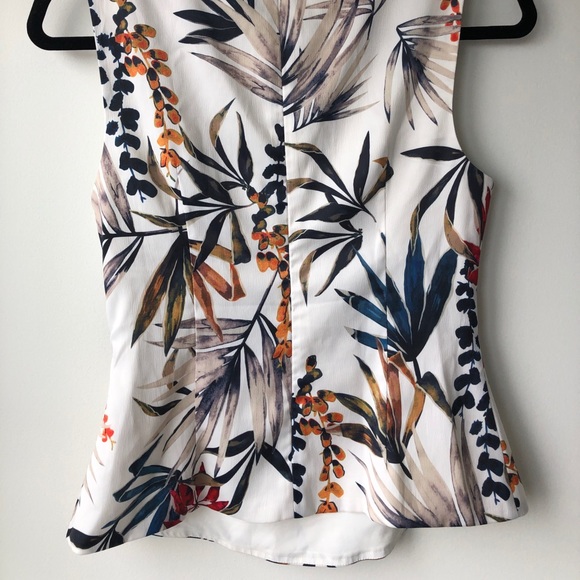 New peplum top - Picture 4 of 5